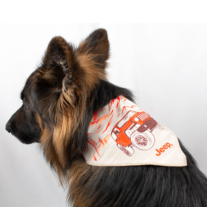 Collar para perros grandes Jeep Collar para perro grande Jeep con pañoleta estampada con un diseño inspirado en el Jeep Wrangler.